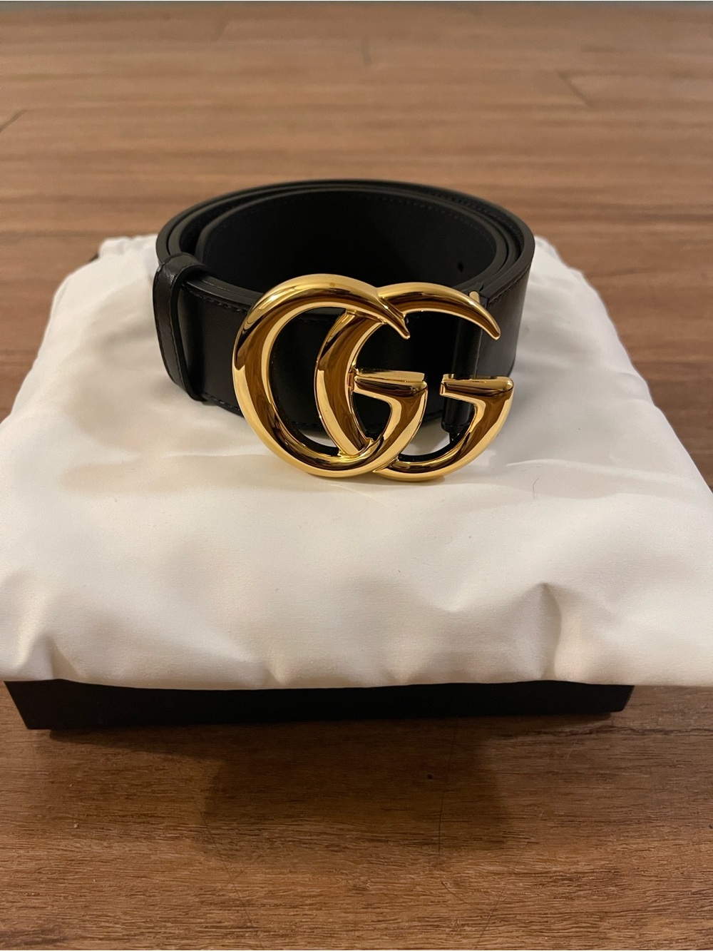 Gucci Marmont Belt W/ Shiny Buckle